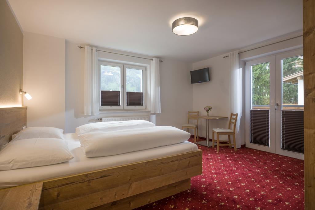 Garni Nill Hotel ชเวนเดา ภายนอก รูปภาพ